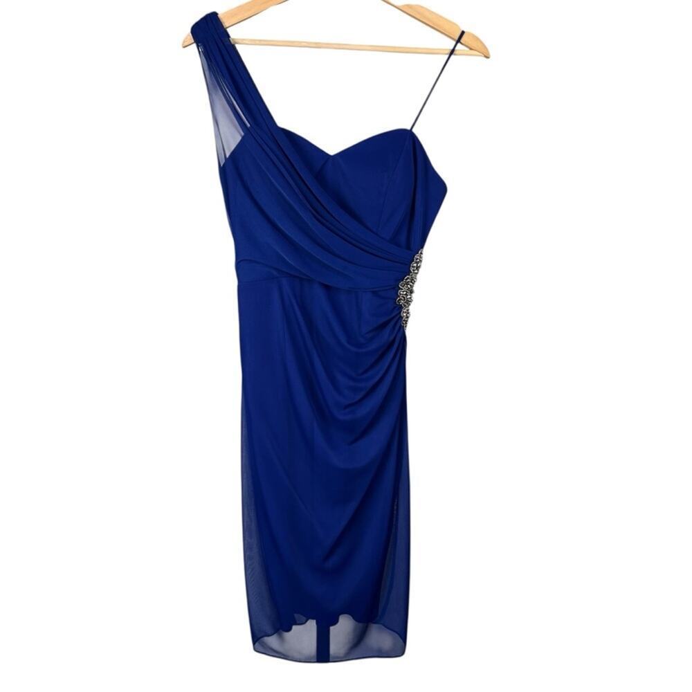 Cachè Blue Women’s Cocktail Dress Ruched Embellishment at hip Size 4